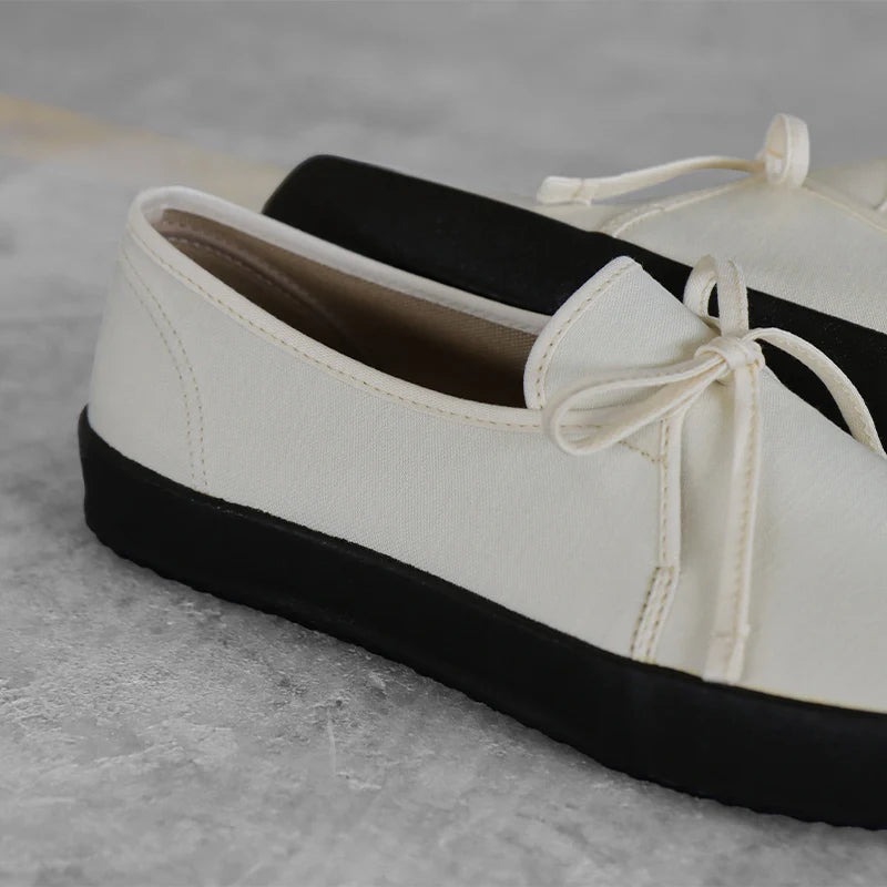 Folksy / Ivory