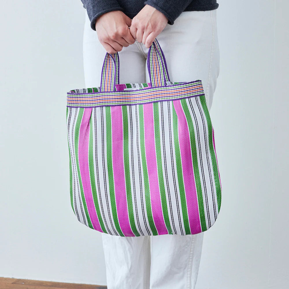 Fog linen work / Nicole Shopper