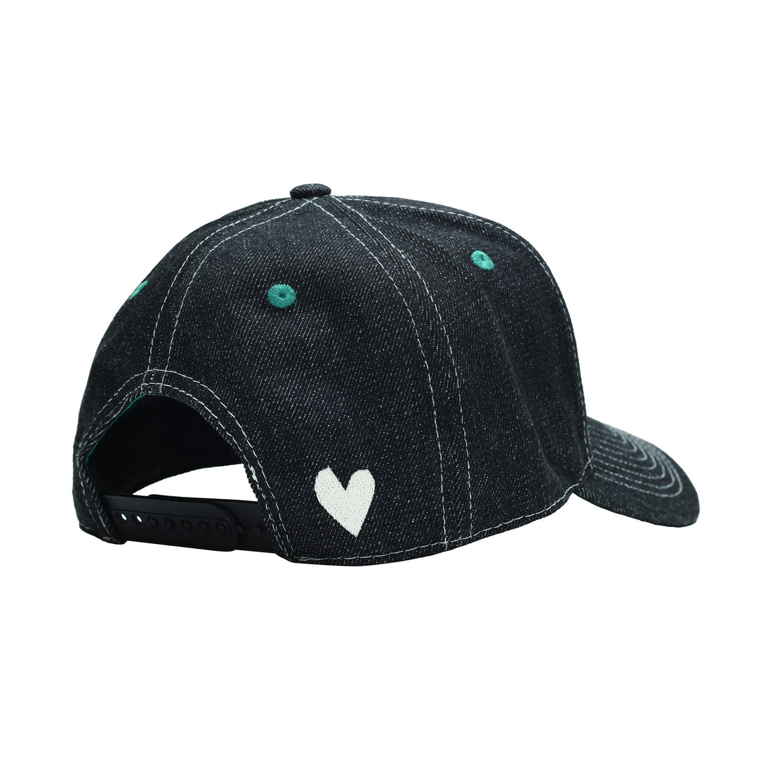 b.E Hat