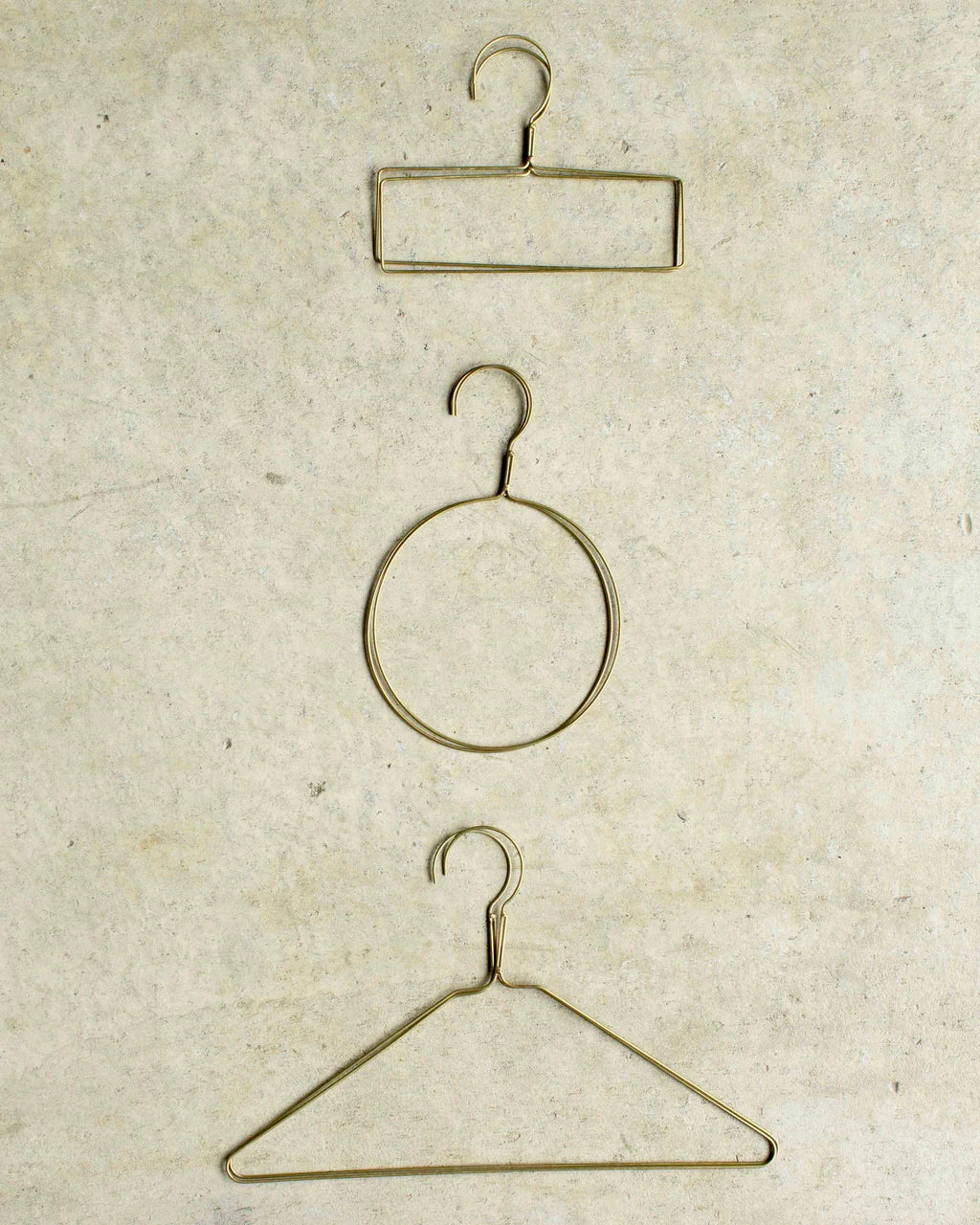 Fog linen work / Tie Hanger
