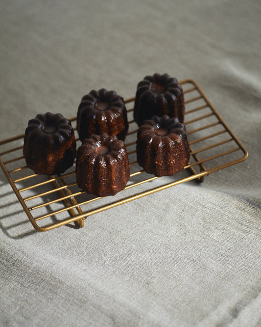 Fog linen work / Brass Wire Stand Rectangular