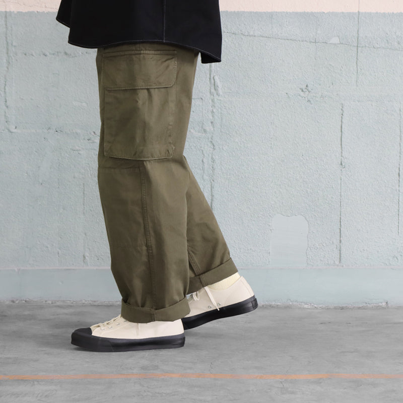 Low Trainer / Natural Black(MOONSTAR)