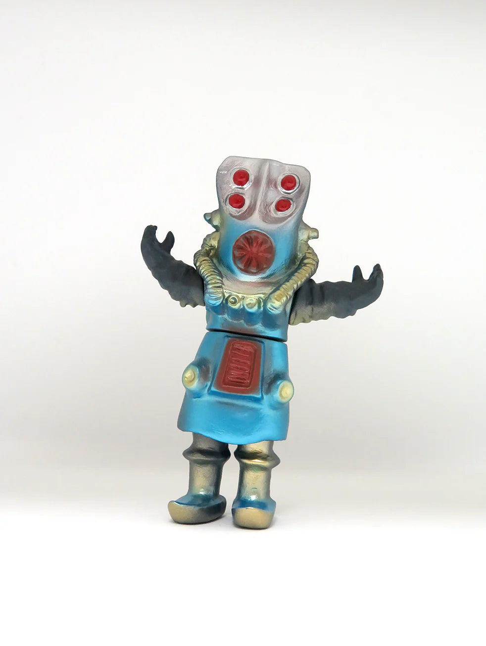 Poaching Robot "Bulgan" / Imiri Sakabashira