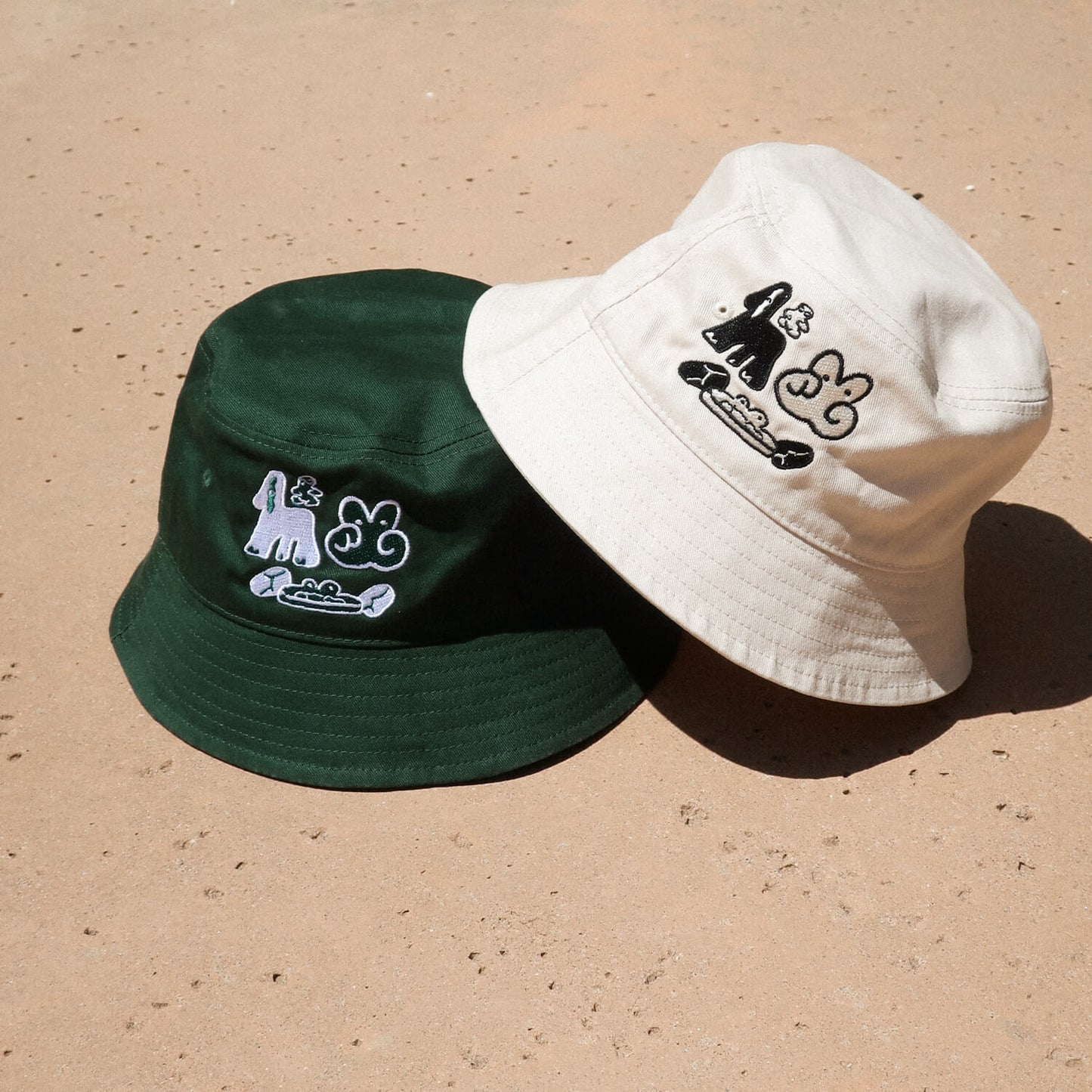 Saigo no Shudan Foursome Bucket Hat Ivory