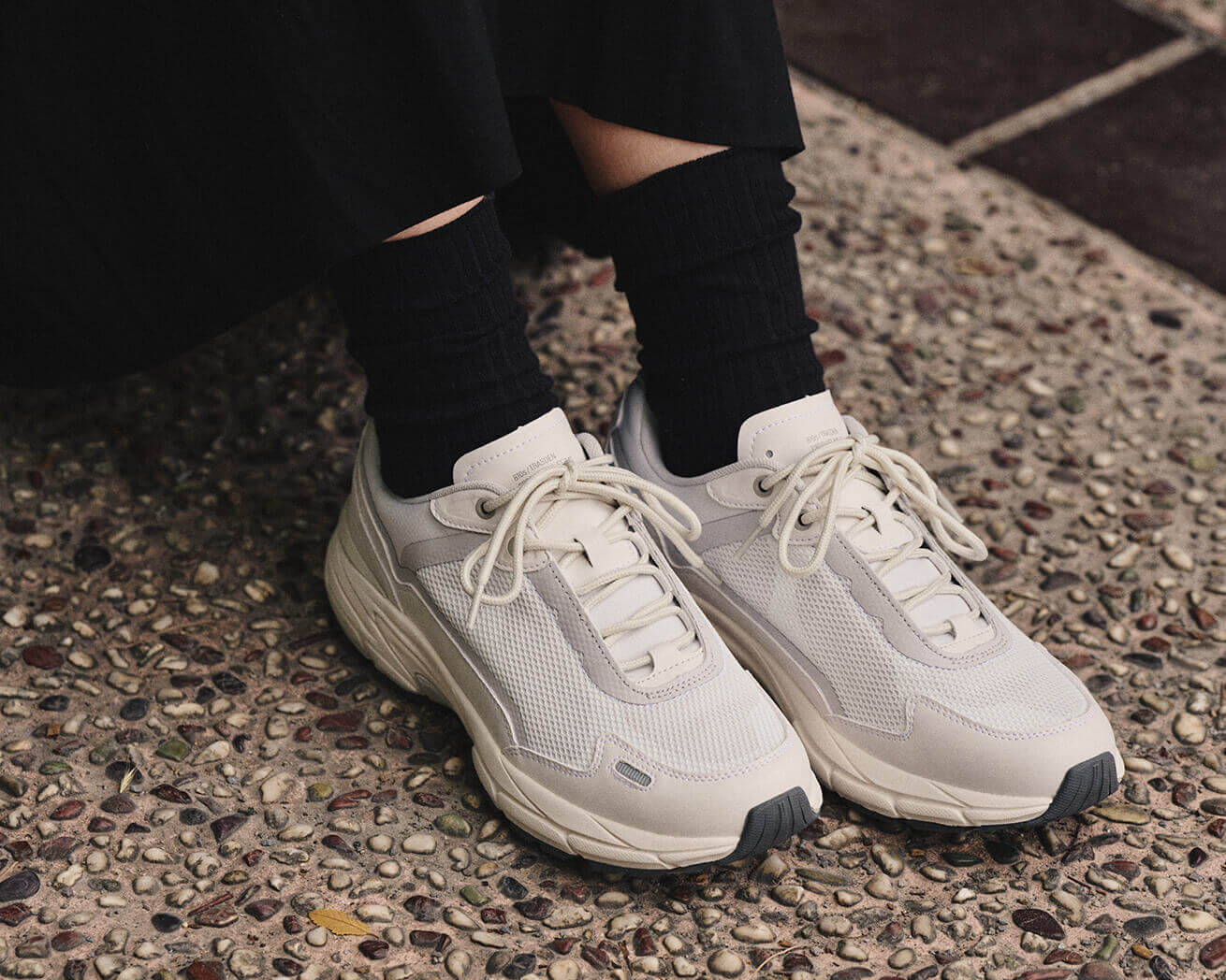 810s TRASDEN / White (MOONSTAR)