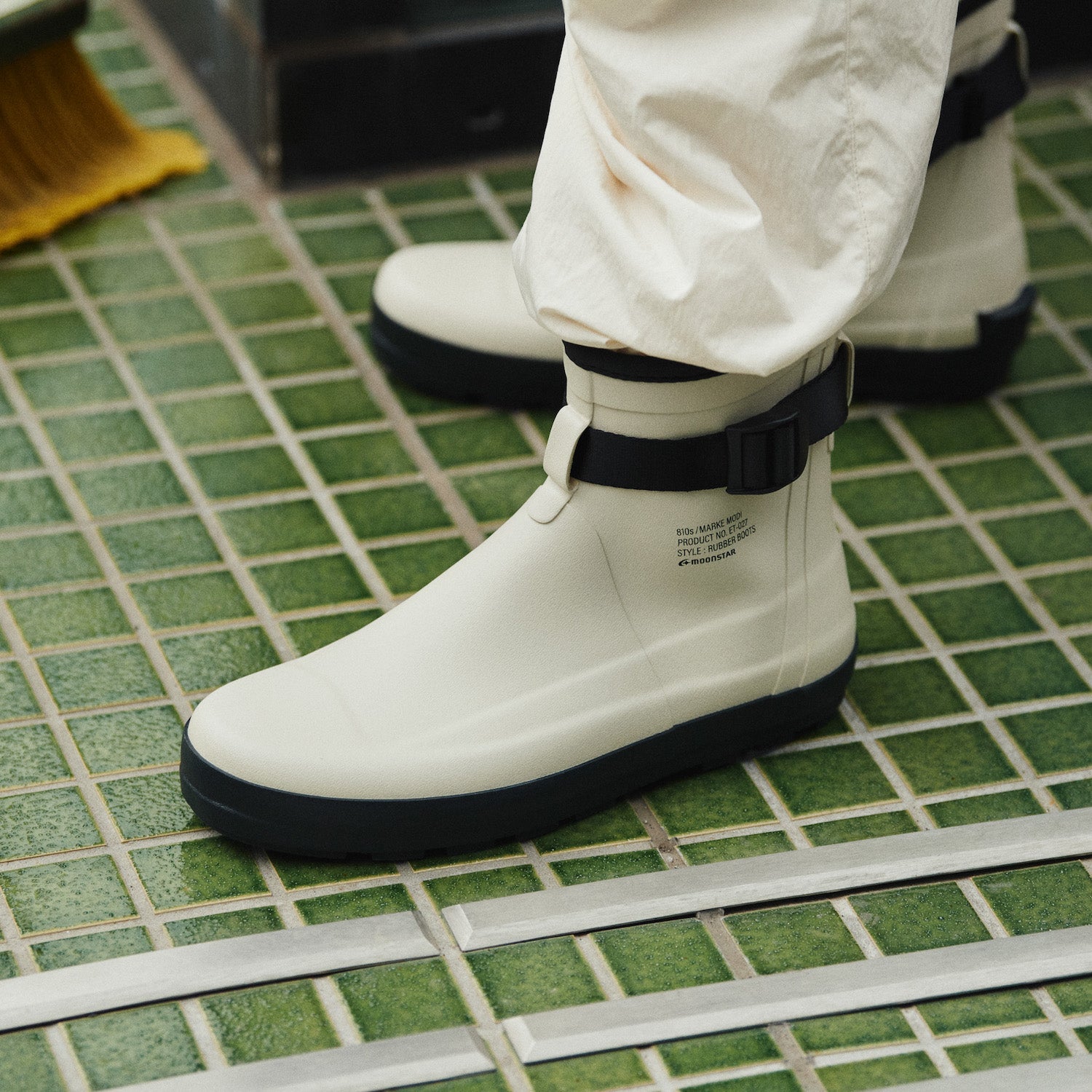 810s MARKE MODI / White (MOONSTAR)