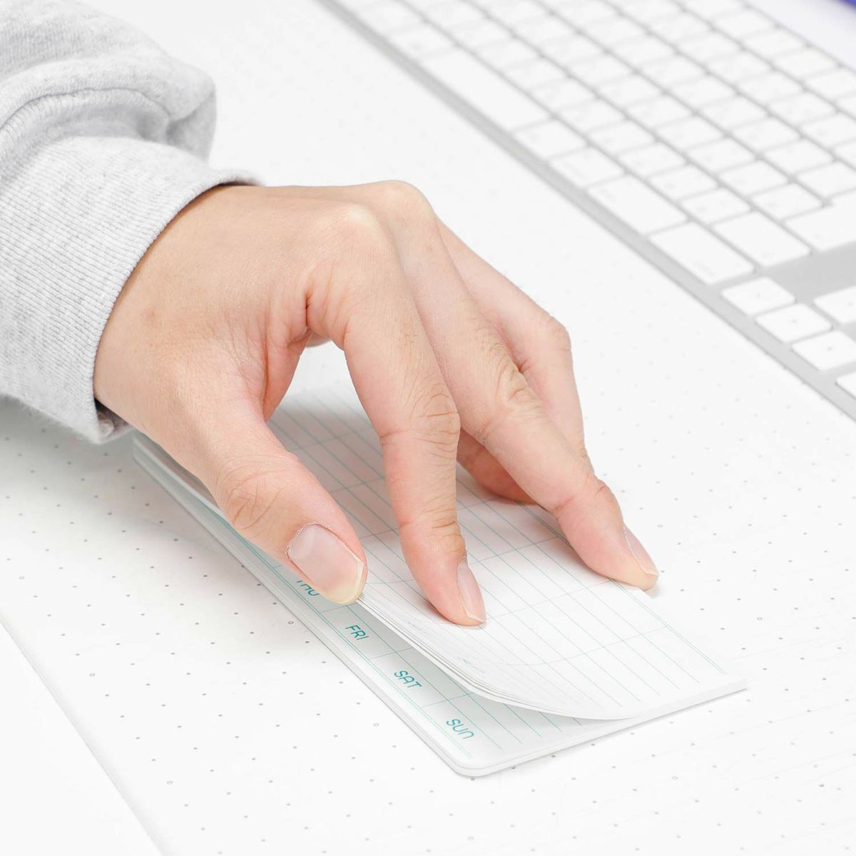 Sticky Memo Pad Weekly