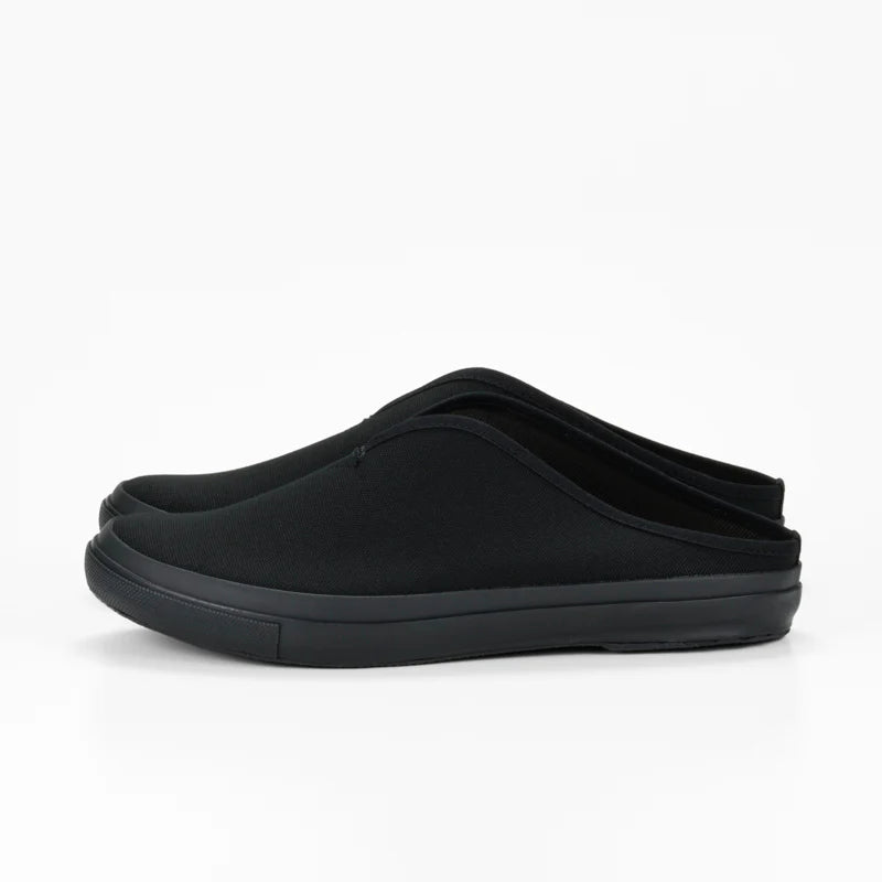 Slit Mule / Black Mono