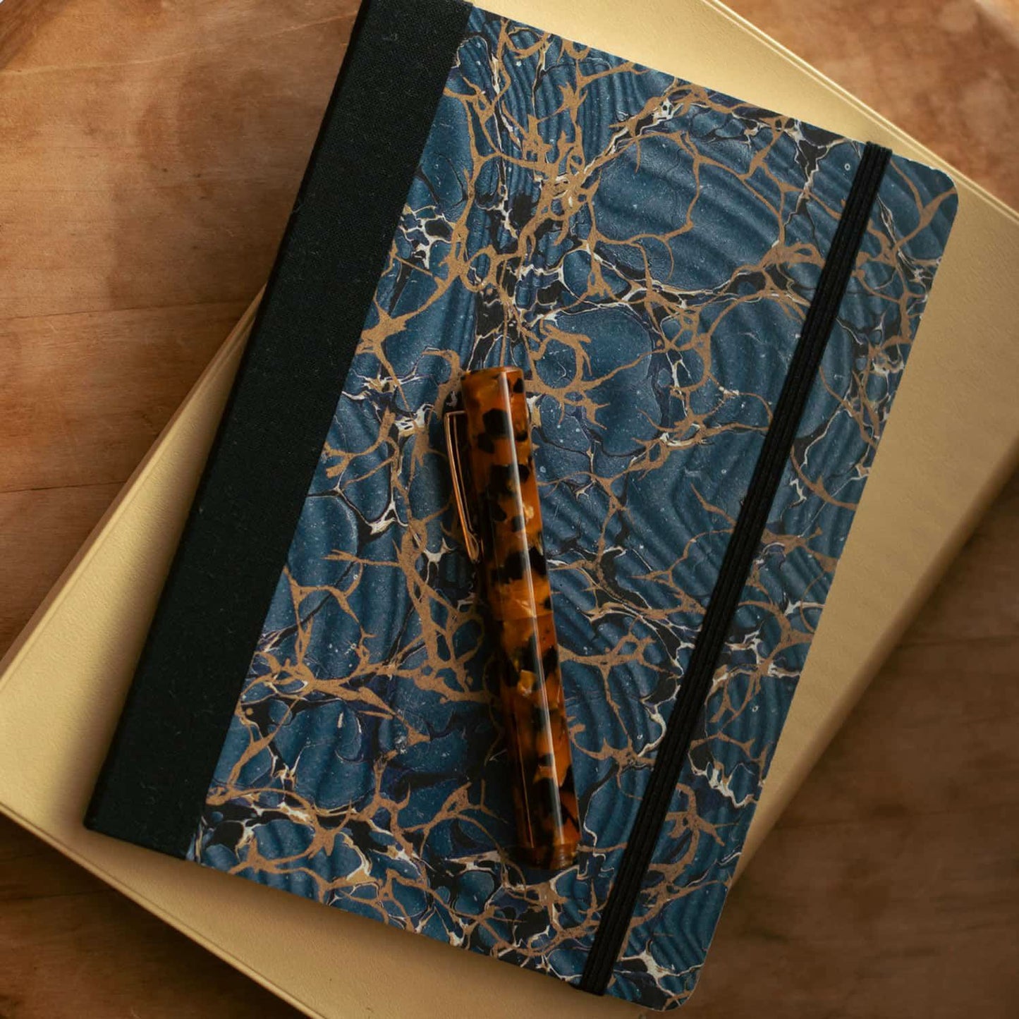 Flat Open Sketchbook B6 / attaché