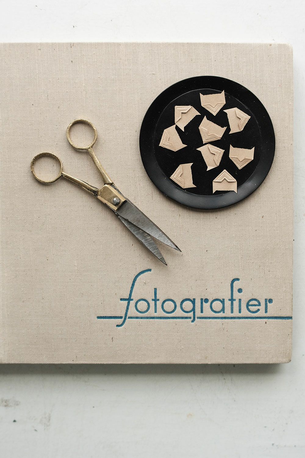 Fog linen work / Brass Handle scissors / Small