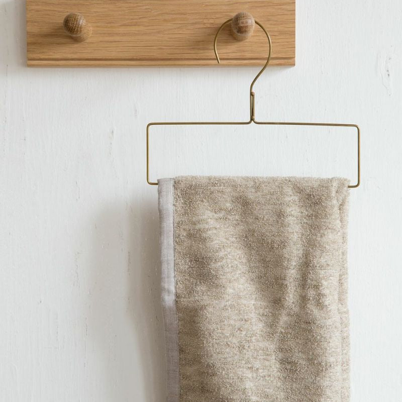 Fog linen work / Tie Hanger