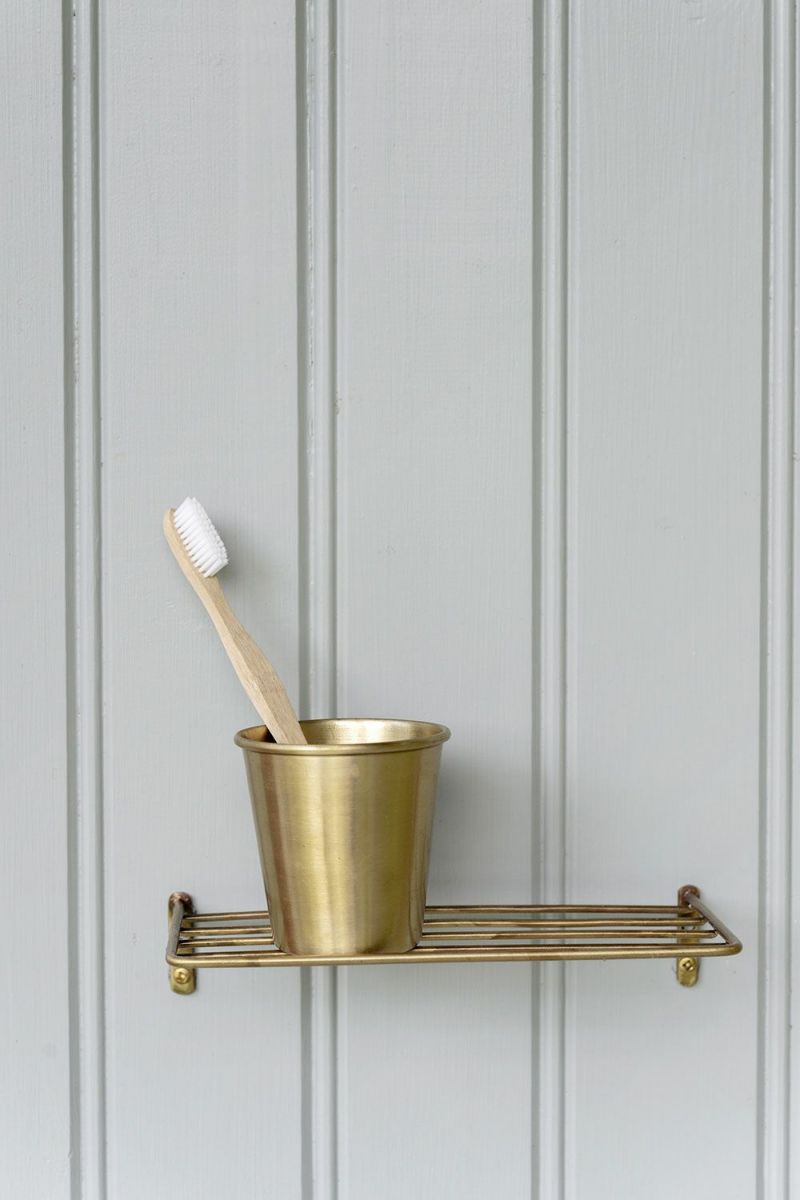 Fog linen work / Brass Wire Shelf