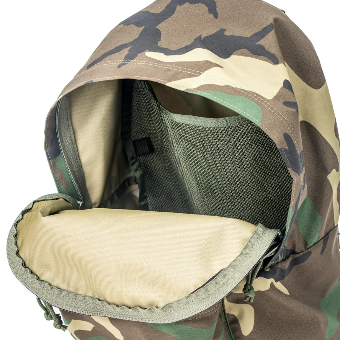 Daypack Goretex / Woodland Camo