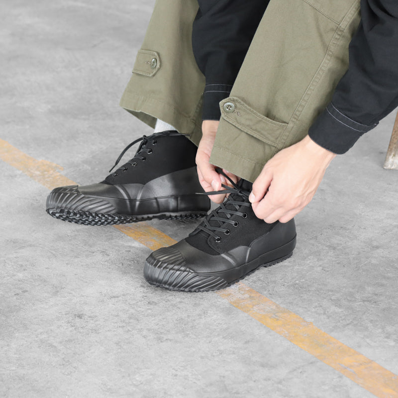 Alweather RF/ Black (MOONSTAR)