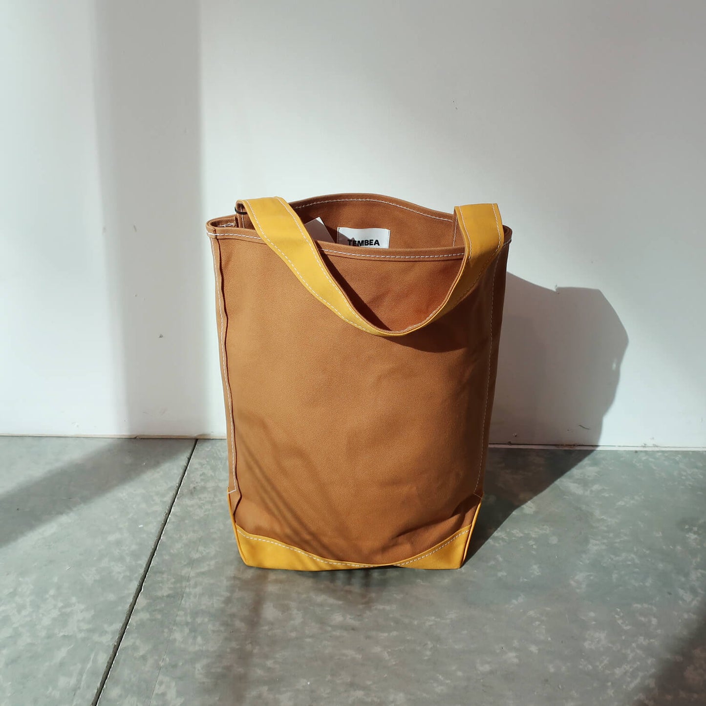 Baguette Tote Medium / TEMBEA
