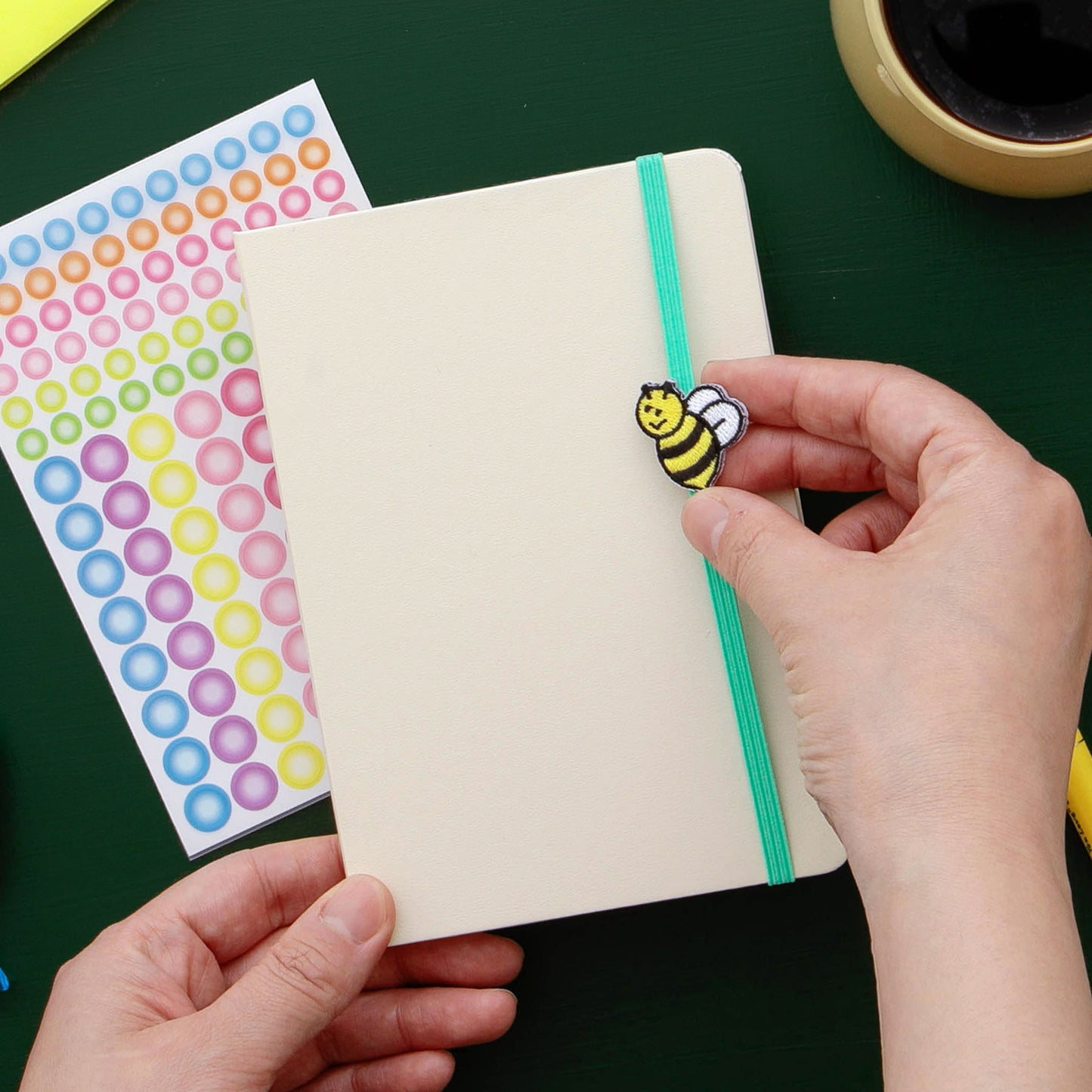 2026 Weekly Planner Honeybees A6