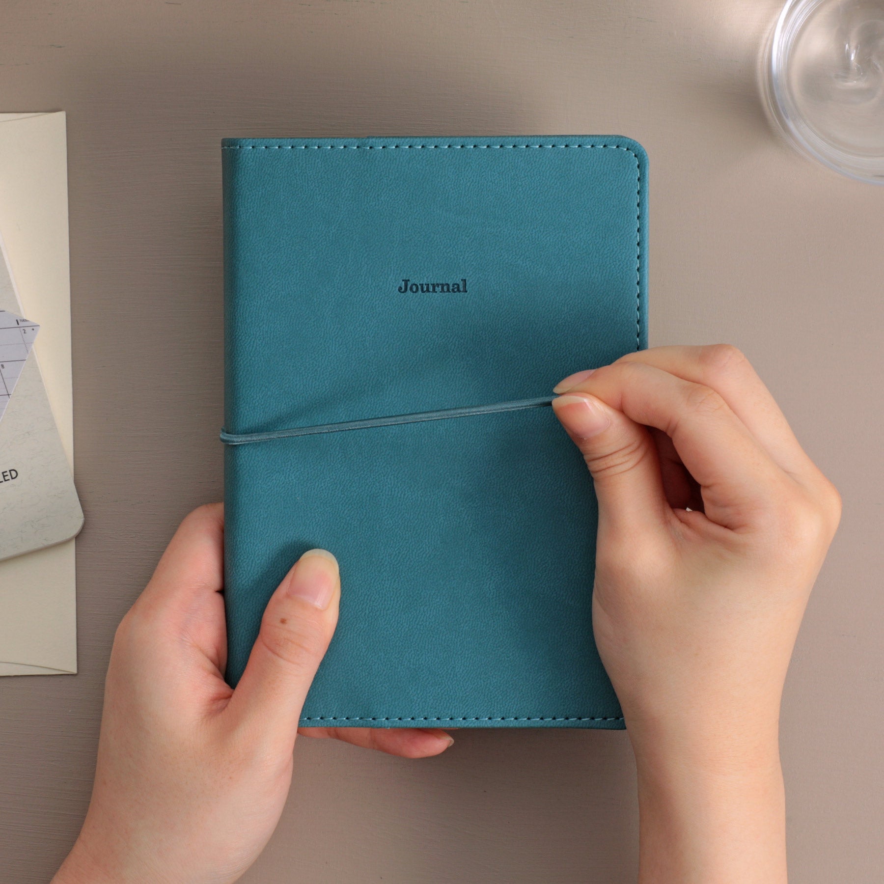 2027 Weekly Planner Lepre A6