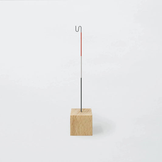 Wire Calendar Stand / Papier Labo.