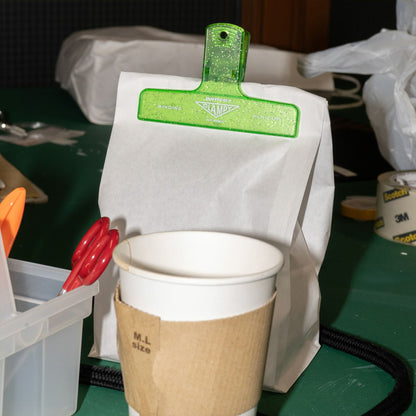 Plastic Clip Glitter