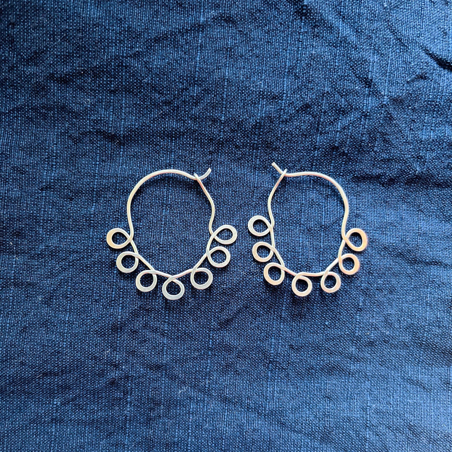 Mini Loop Earrings / Large