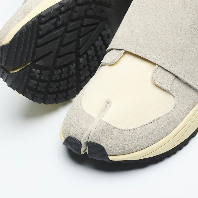 Tabito 43 Truss Tactical Trainer / White