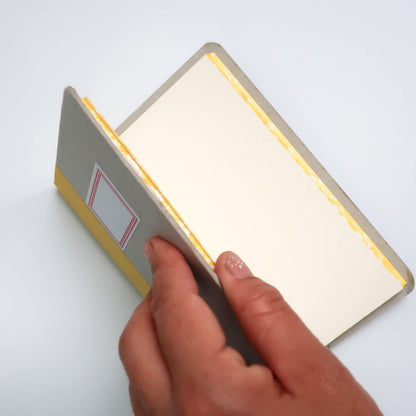 Cardboard Notebook with Band /A6 (EMILIO BRAGA)