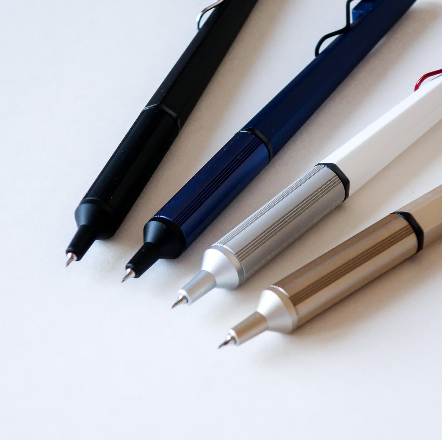 JETSTREAM EDGE 0.28mm (UNI)