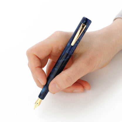 Marbled Fountain Pen / attaché