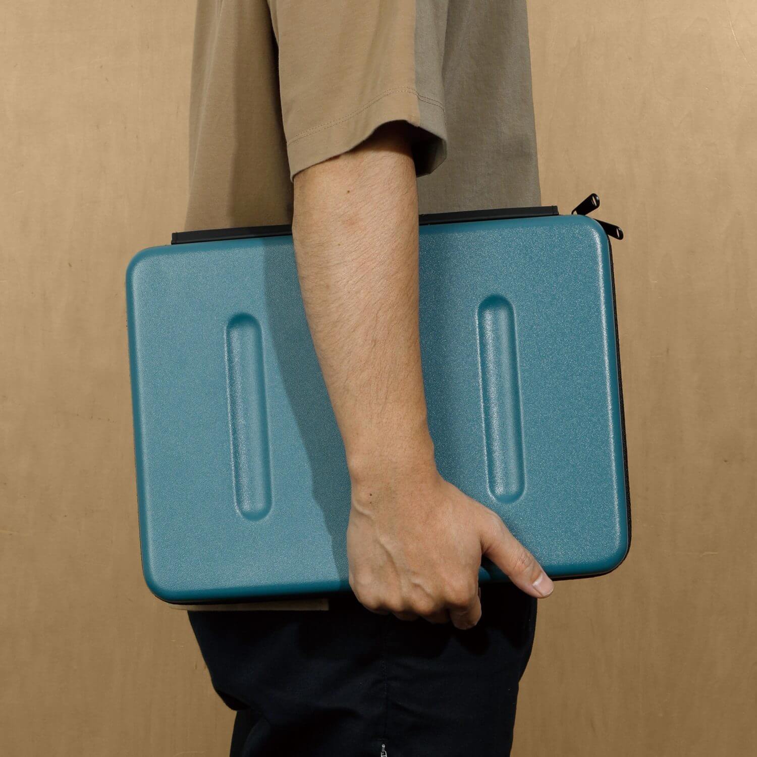 Hard Shell Laptop Case | $80.00