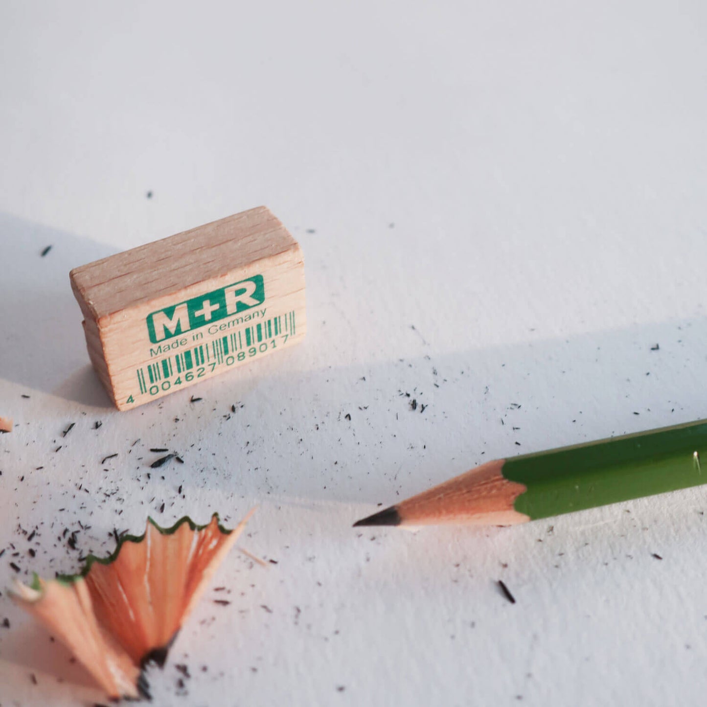 Beechwood Sharpener Single Hole (M+R)