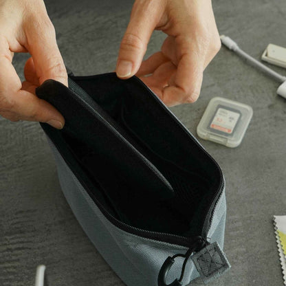Soft Gadget Pouch/ S (nähe)