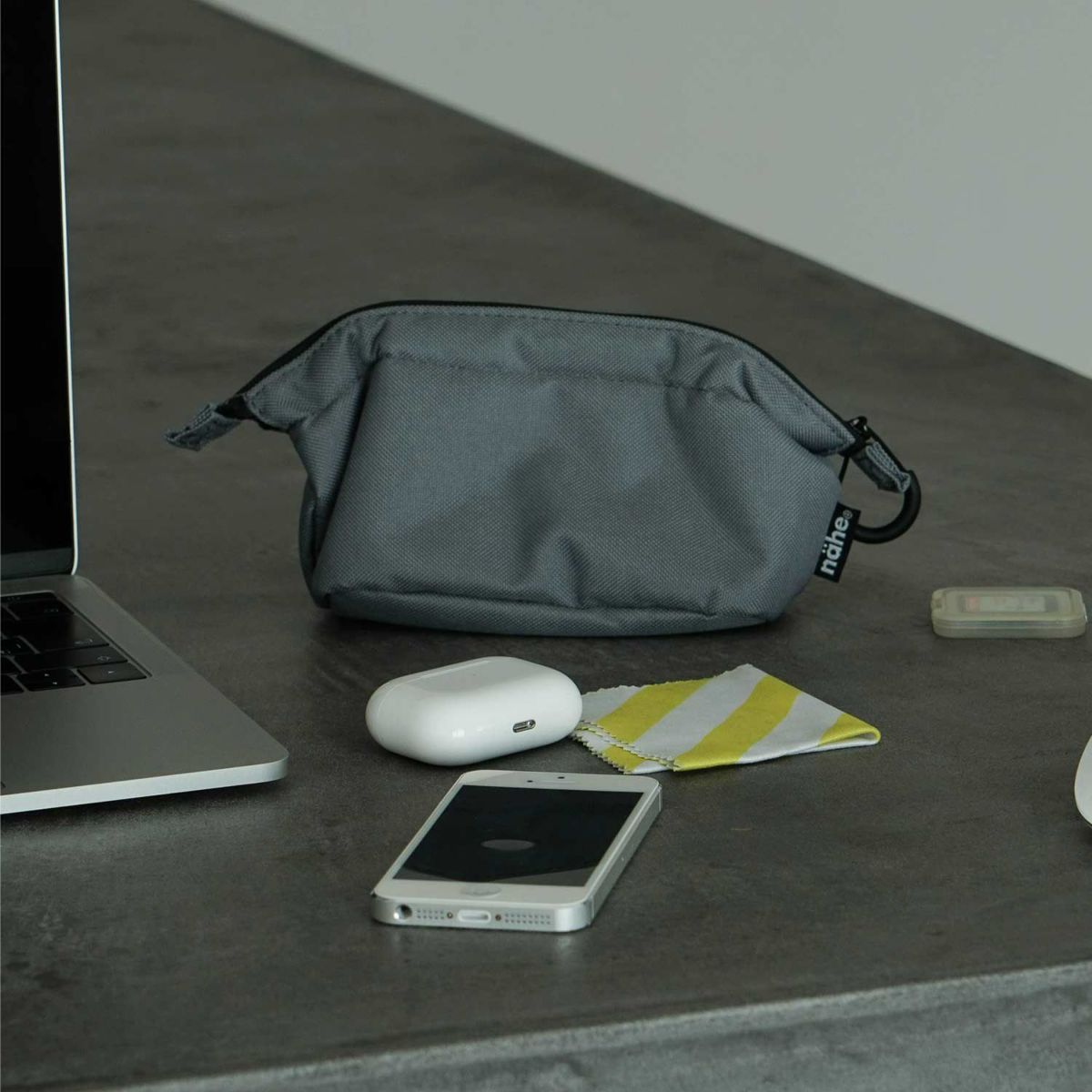 Soft Gadget Pouch/ S (nähe)