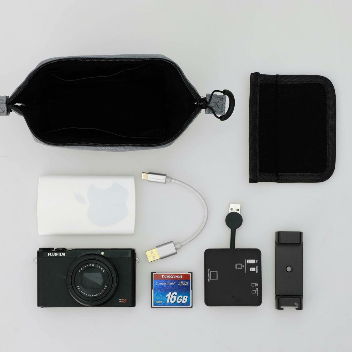 Soft Gadget Pouch/ S (nähe)